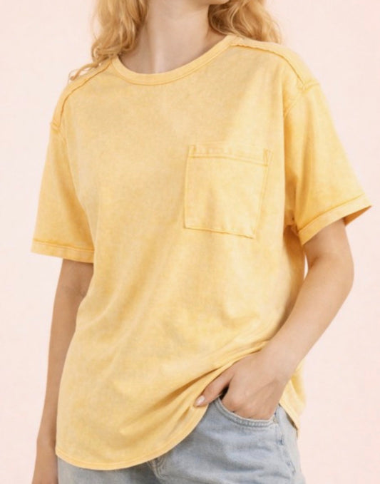 MELLOW YELLOW TEE